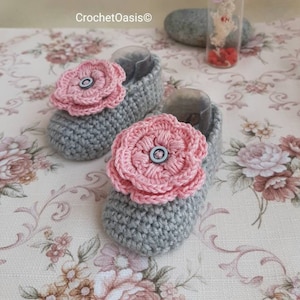 CROCHET PATTERN Baby Shoes, Crochet Booties, Flower Puff Baby Shoes, Crochet Shoe Pattern, DIY Shoes, Crochet Baby Shoes, Crochet Slippers