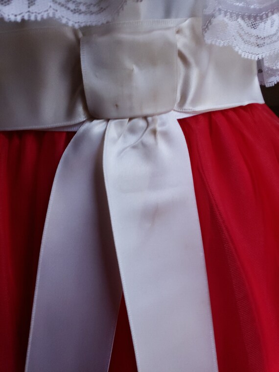 chinese dress ladies Fancy Red Lace Ivory Satin V-Neck Wedding Dress Red