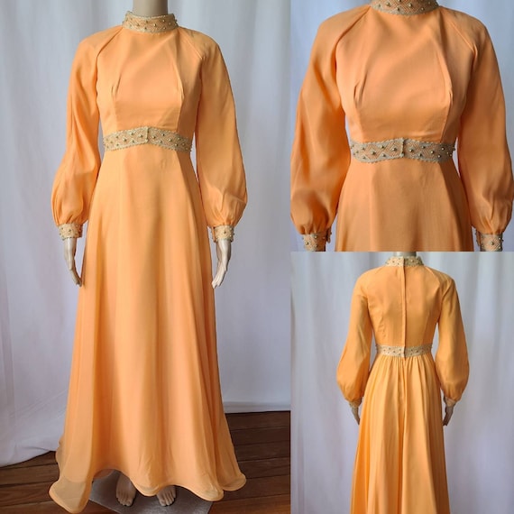 70s Dress Peach Chiffon Angelair by Monika Size 8 - image 1