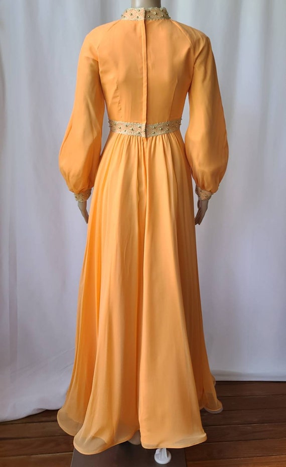 70s Dress Peach Chiffon Angelair by Monika Size 8 - image 3