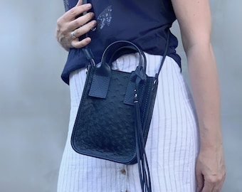 Bolsa transversal em couro de avestruz azul-escuro, bolsa transversal azul-marinho, bolsa transversal azul-escura, mini bolsa azul, bolsas de avestruz