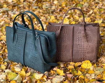 Handbag made of vintage leather, green handbag, genuine cowhide leather, brown bag with handles, leather with crocodile pattern
