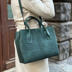 Handbag made of vintage genuine leather, green bag with handles, green leather handbag, crocodile leather embossing image 1