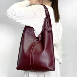 In 21 Farben verfügbar! Hobo Tasche aus weinrotem Leder, Shopper aus weinrotem Leder, hergestellt in der Ukraine