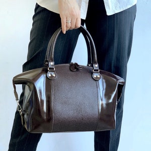 Braune Lederhandtasche, echt Lederhandtasche, Tasche für Frau, Geschenk, Umhängetasche, glänzendes Leder