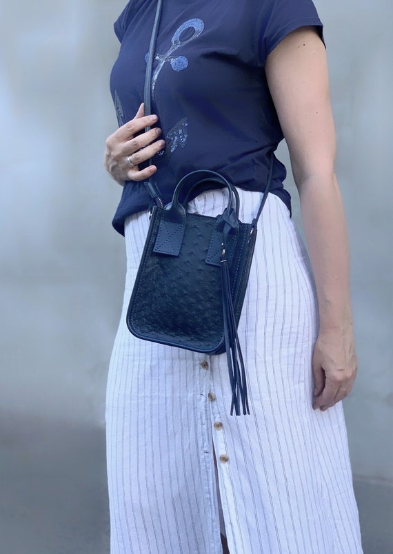 Borsa a tracolla in pelle di struzzo blu scuro, borsa a tracolla