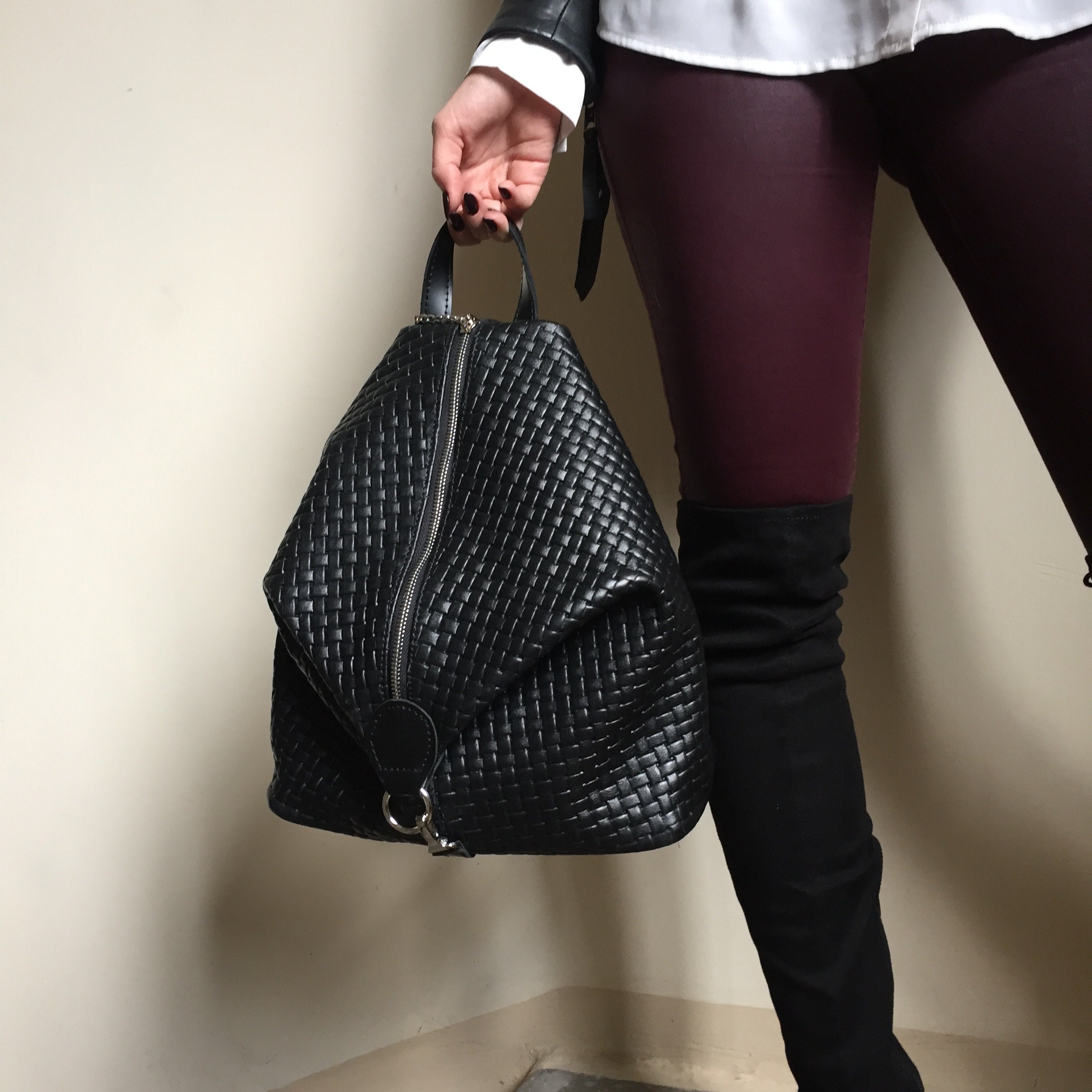 Rebecca Minkoff Black Woven Leather Backpack Black REBECCA MINKOFF Backpacks for Women - Vestiaire Collective main image 4