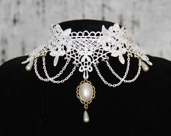 Collier ras de cou en dentelle blanche style gothique baroque mariage lolita victorien