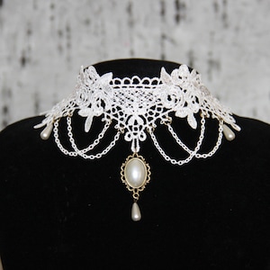 Collier ras de cou en dentelle blanche style gothique baroque mariage lolita victorien image 1