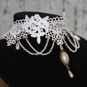 Collier ras de cou en dentelle blanche style gothique baroque mariage lolita victorien image 3