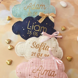 Pochons dragées personnalisés en liberty ou gaze de coton. Forme nuage pour baptême, communion, mariage, fiançailles, cadeau d'invités.