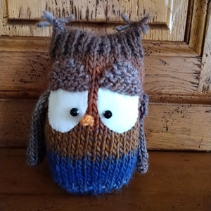 Brown and blue owl knitted wool cuddly toy image 2
