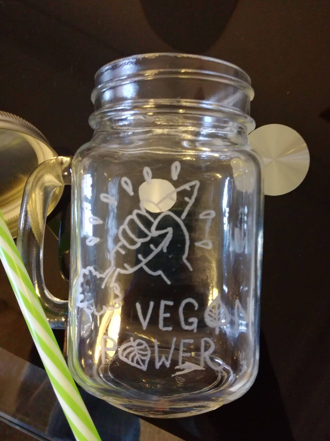 Mason Jar de 450 Ml avec Anse et Paille - Gravure d'une Illustration Et/Ou d'un Texte