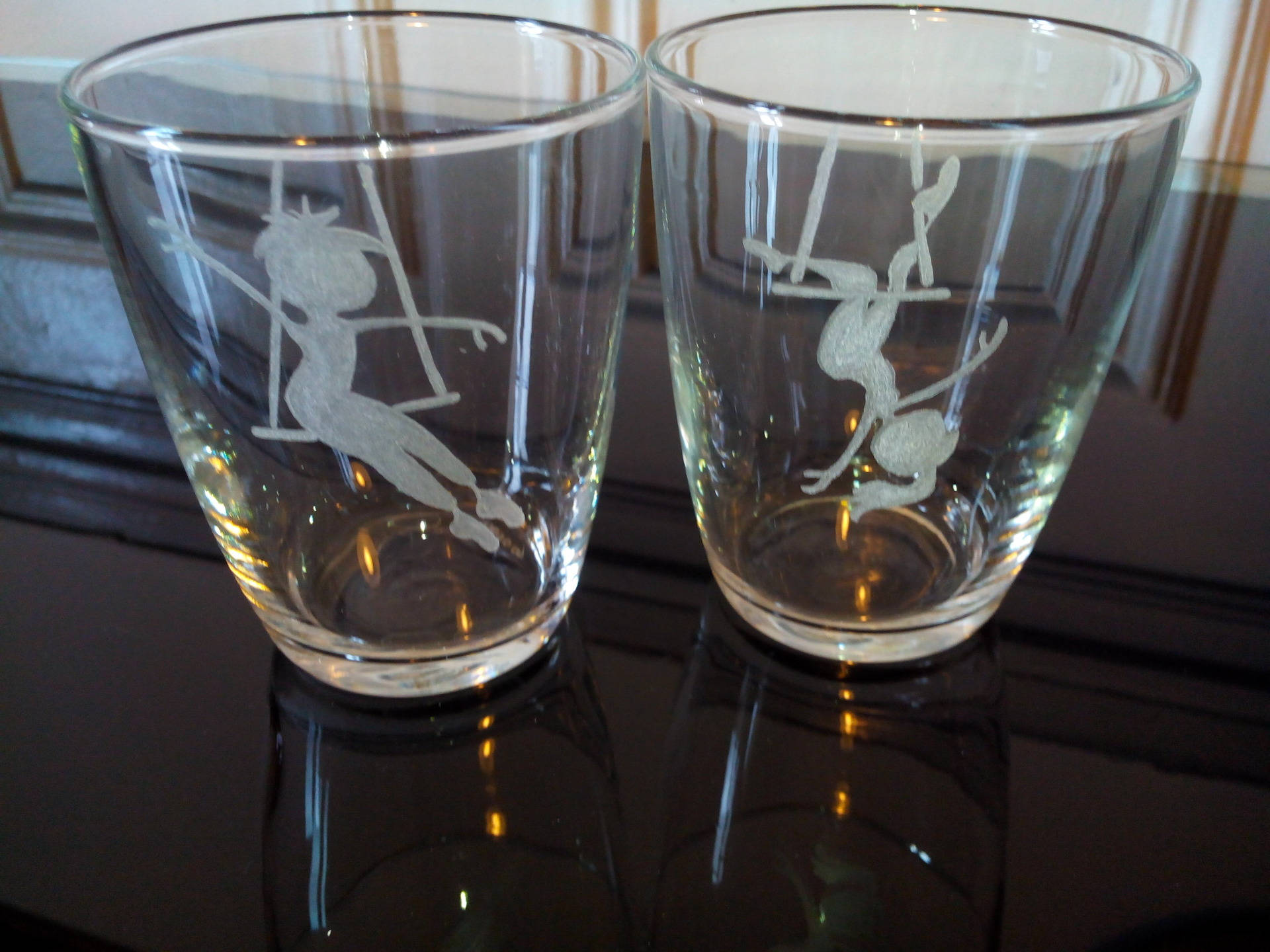 Duo de Verres à Eau - Couple Trapézistes Personnalisation Offerte Gravure sur Le Thème Du Cirque
