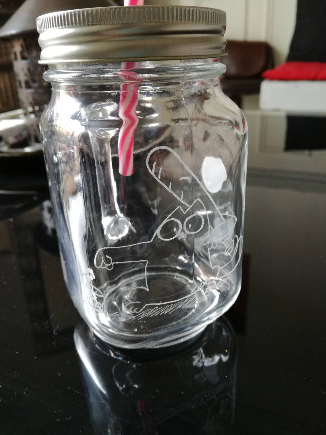 Mason Jar de 450 Ml avec Anse et Paille - Gravure Du Célèbre Chat | Affamé Assoifé