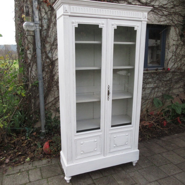 Vitrine bibliothèque en bois peint blanc patiné 2 portes