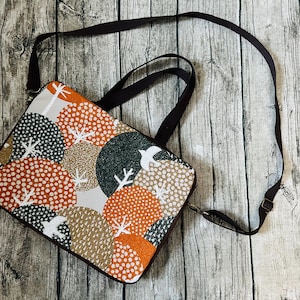 Einzigartige japanische Vintage Laptop-Schultertasche, mit Vordertasche und Fach, verstellbarer und abnehmbarer Gurt, verschiedene Musteroptionen