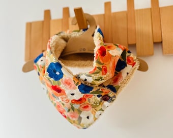 Handmade Japanese Floral Fleece Scarf: Cozy Neck Warmer