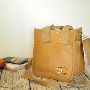 Bolso de hombro con bordado de gato japonés, bolso cruzado, bolso de mano con bolsillos y correa ajustable, regalo para amantes de los gatos.