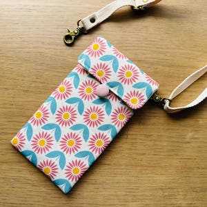 Japanese Vintage Fabric Phone Crossbody Bag with Adjustable Strap Pink Floral