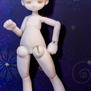 Sio2 Doll Baby on Hands Niangao 1/8 BJD in beige skin image 3