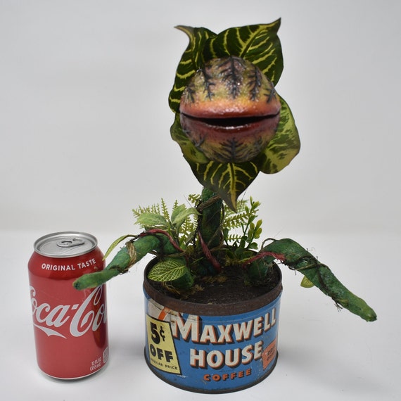 Deluxe Baby Audrey II Replica Prop Display From little - Etsy UK