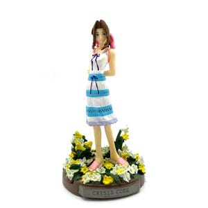Aerith Gainsborough Final Fantasy VII Crisis Core 7 Potion Trading Arts Mini Figure Aeris