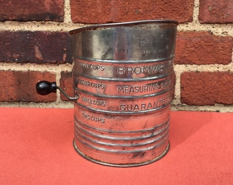 Vintage Bromwell's Five Cup Tin Flour Sifter