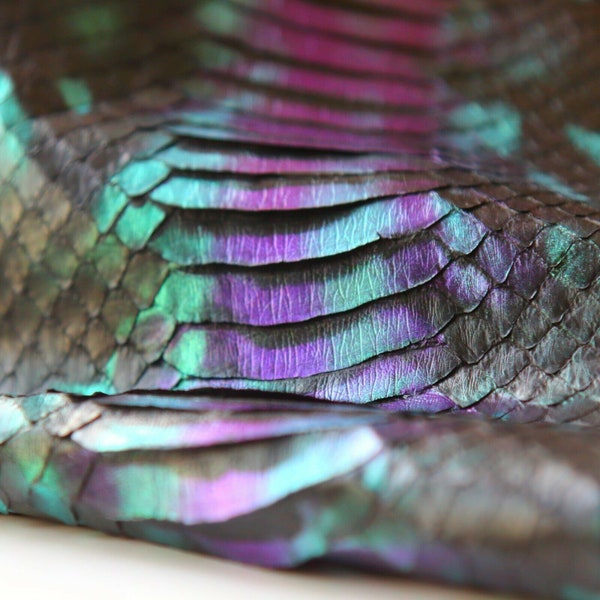SUPPLE Elaphe Carinata Snake Skin Hide Leather Snakeskin Deadly Green