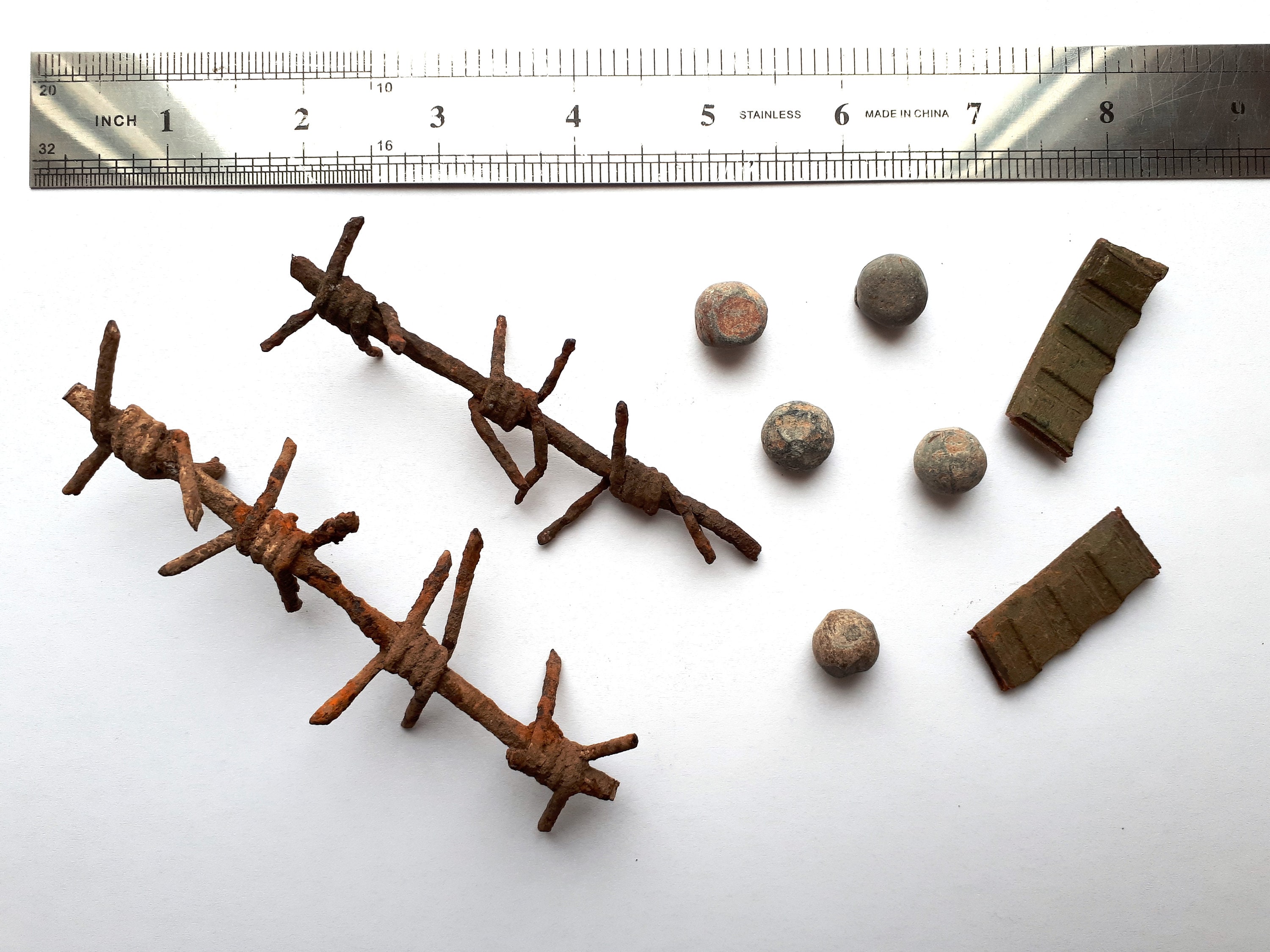 SET WWI German Battle Relics Barbed Wire Copper Rotating