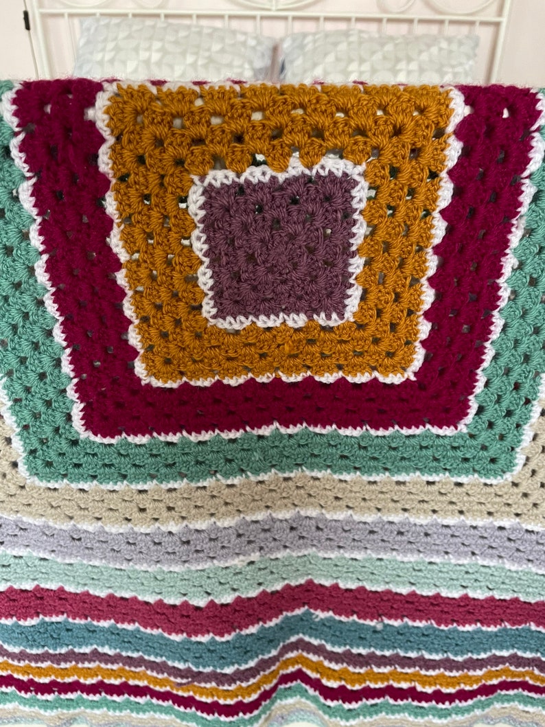 Crochet blanket image 3