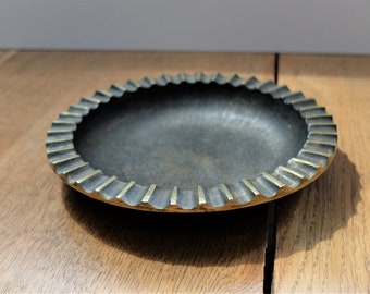 Vintage bowl ashtray BRONZE round solid patinated 60s midcentury unused