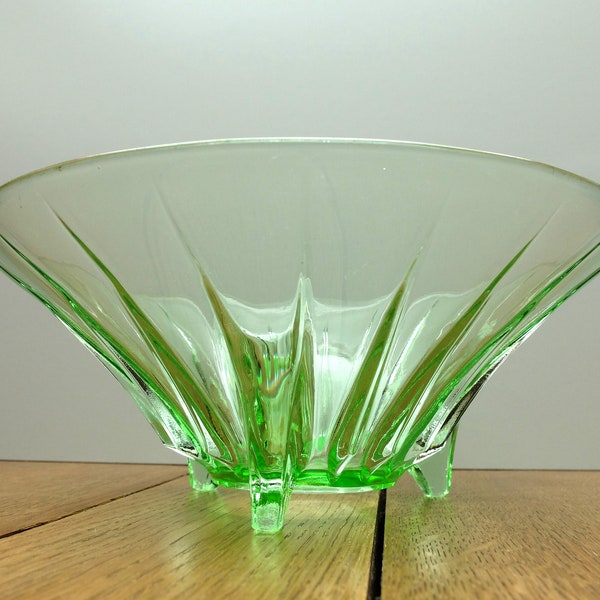 Vintage leuchtend GRÜNE Glasschale 50er 60er