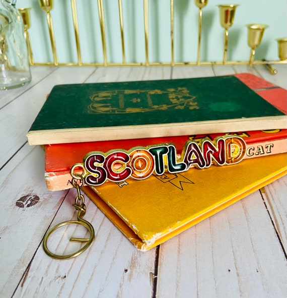 vintage keychain souvenir Gem