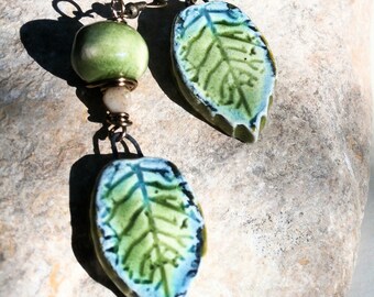 Green leaf earrings, for nature women, handcrafted ceramics, environmental protection, eco-friendly, green
