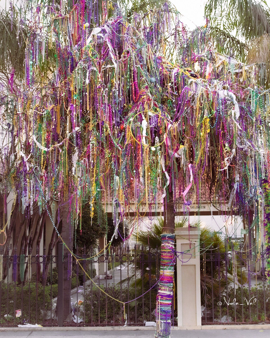 mardi gras bead tree print