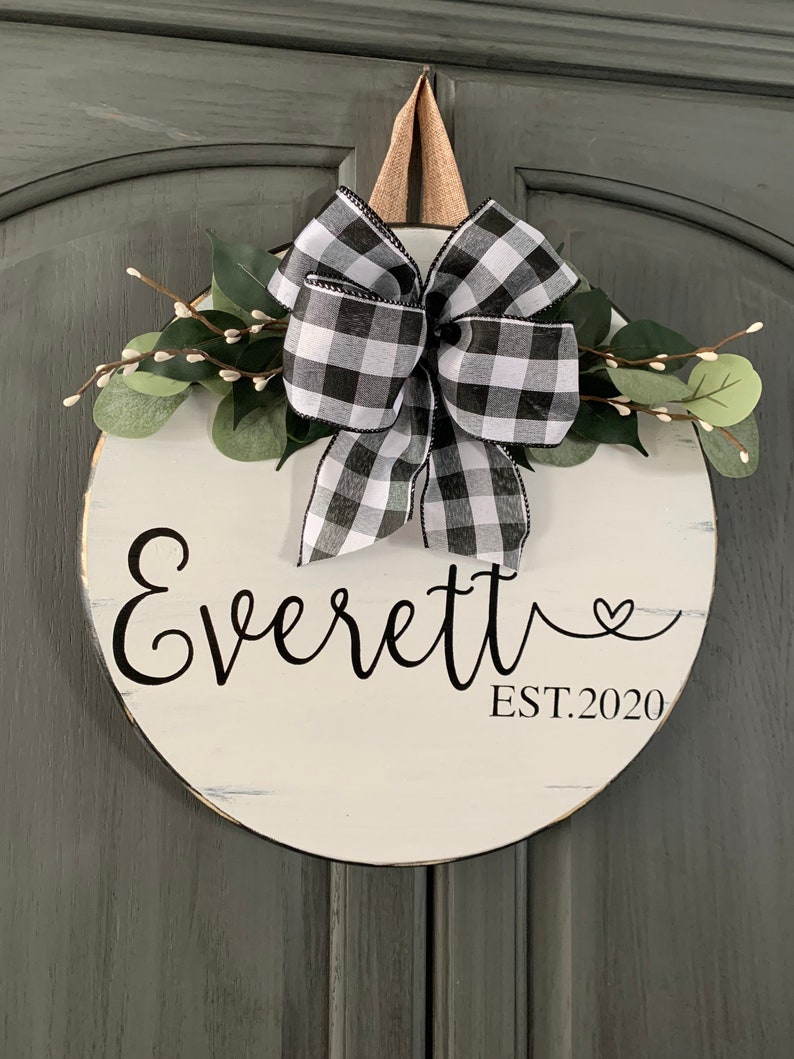 Personalized Door Hanger Last Name Door Hanger Round Door Etsy