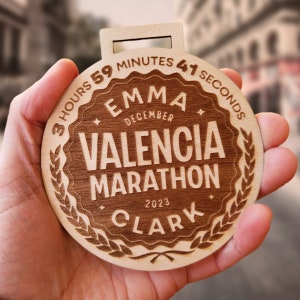 Personalisable Wooden Marathon Running Medal // Laser Engraved // Customisable // Gift // Award // Achievement