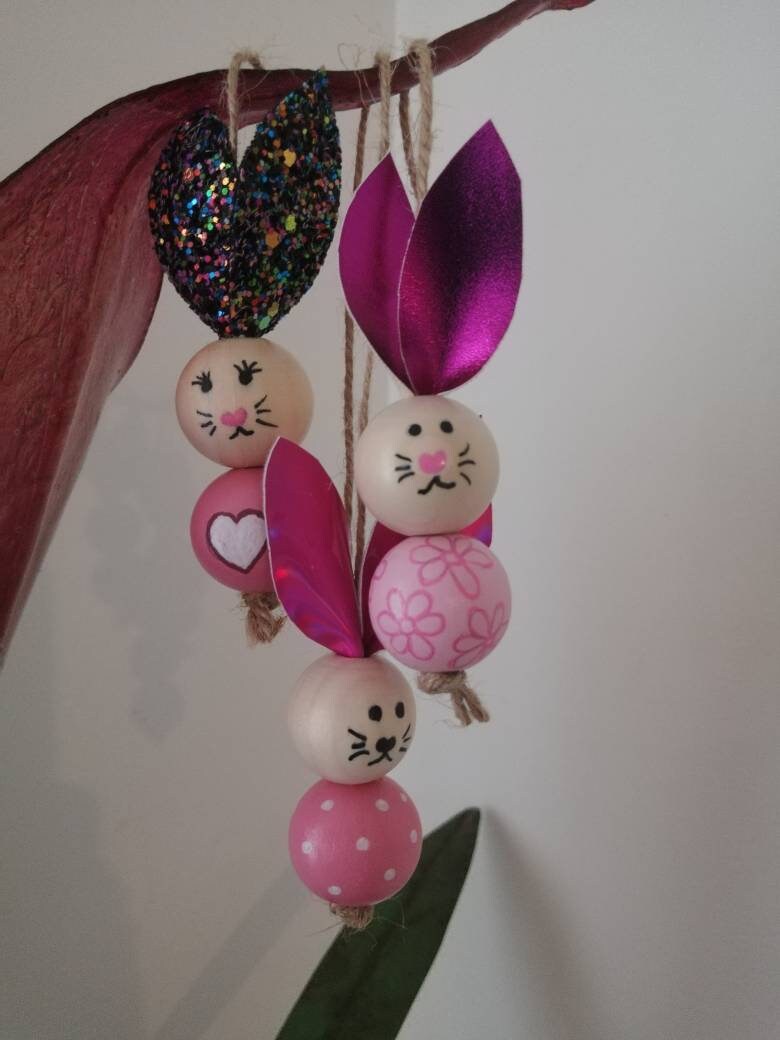 Lapins de Pâques, Ornements à Suspendre, Décoration Lapins, Lapins Perles Bois, Pâques