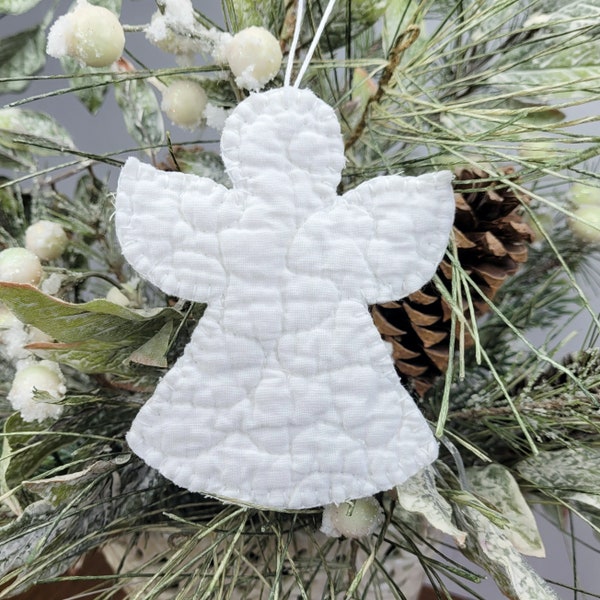 Set of 4 White Quilt Angel Ornaments, Upcycled Fabric, Greeting Card Stuffers, Gift Tags, Package Decoration