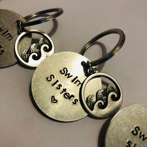 Swim sisters Keyring