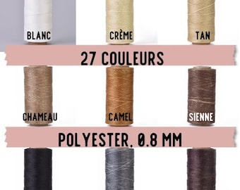Pode incluir: Uma seleção de 27 cores de bobinas de fio de poliéster de 0,8 mm. As cores incluem branco, creme, castanho, camelo, siena, preto, cinza e castanho.