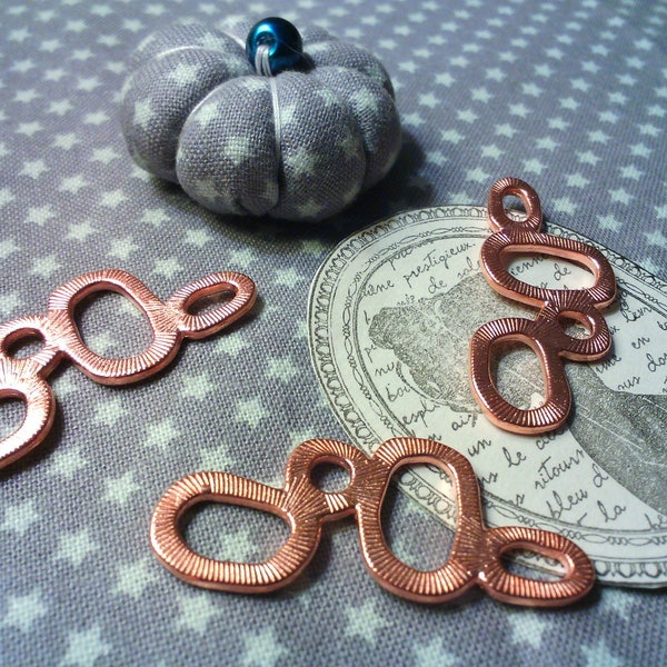 5 Jolis connecteurs en laiton,  or rose, style moderne, formes géométriques, 35 x 15 x 1 mm, support résine