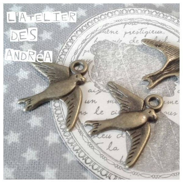 Lot de 10 breloques oiseaux hirondelles, laiton bronze, 22.5 X 17.5 mm