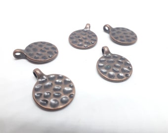 5pcs Round Hammered Copper Color Metal Pendants, 18x14mm, 2mm Hole