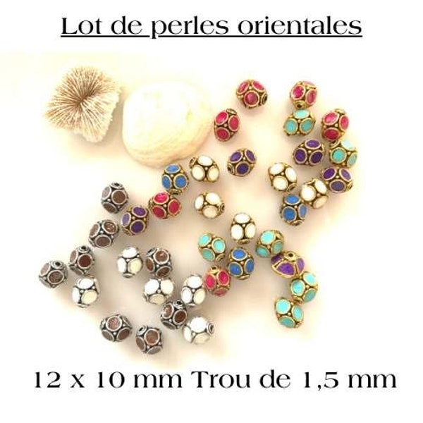 Lot Unique de 38 perles Orientales en pâte polymère, faites main,  créations colorées, métal argenté et doré, 12 x 10 mm, trou de 1.5 mm