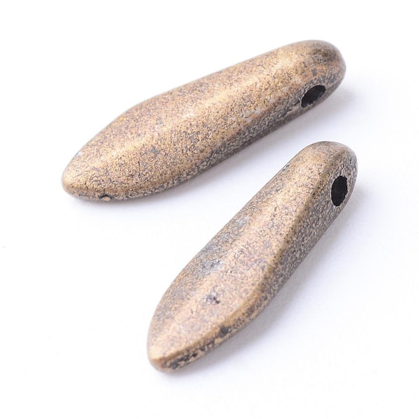 Perles pointe de flèche , laiton , style ethnique- bohème, bronze antique, séparateur de perles, 15.5 x 5 mm, trou de 1 mm, lot de 20 / 40