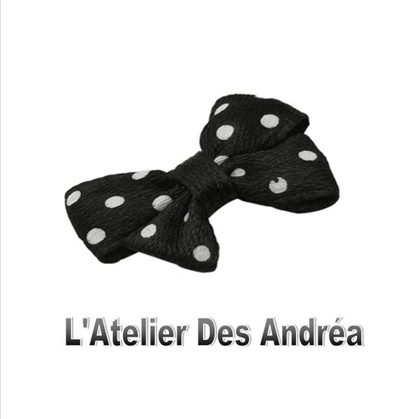 LOT DE 5 NOEUDS DOUBLE  EN TISSU NOIR A POIS BLANC 24 X 18 CM