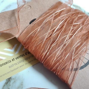 5 m de ruban organza, sable-bronze , 10 mm de large. image 2