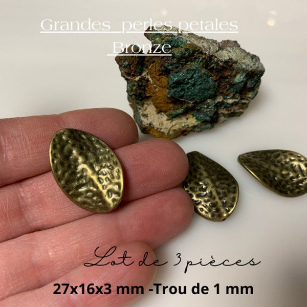 Lot de 3 grandes perles forme pétales, en bronze, métal martelé, trou de 1 mm, créations artisanales bijoux, décoration, bricolage, macramé